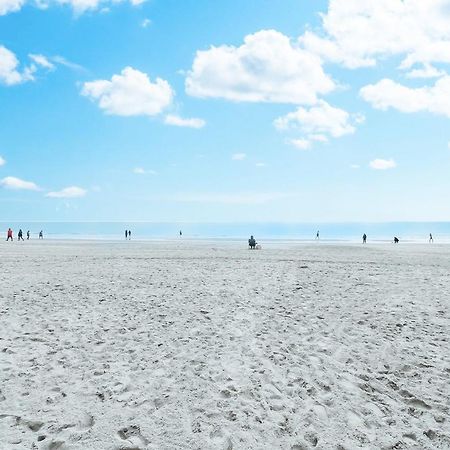 Ocean Front Comfy Condo W/Kitchen, Sleeps 4, Snowbird Paradise Миртл-Бич Экстерьер фото