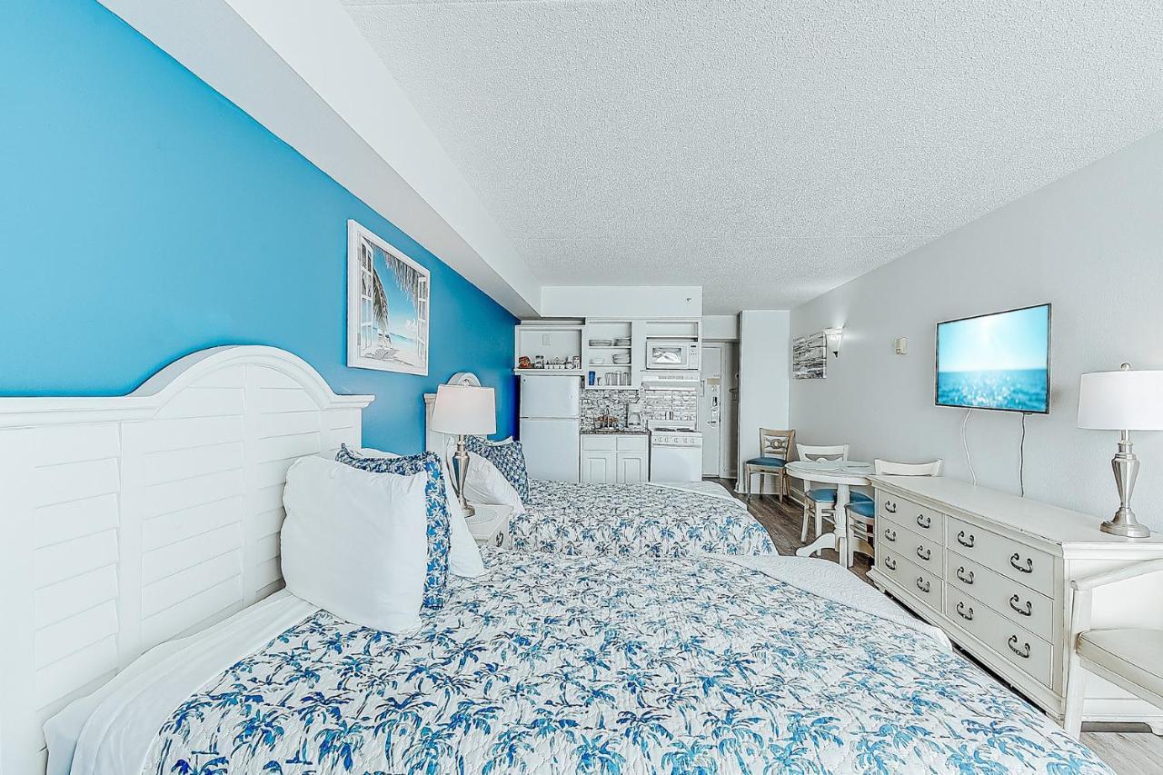 Ocean Front Comfy Condo W/Kitchen, Sleeps 4, Snowbird Paradise Миртл-Бич Экстерьер фото