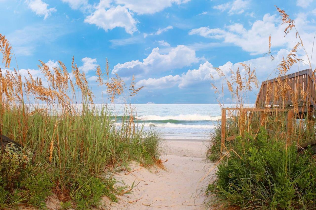 Ocean Front Comfy Condo W/Kitchen, Sleeps 4, Snowbird Paradise Миртл-Бич Экстерьер фото